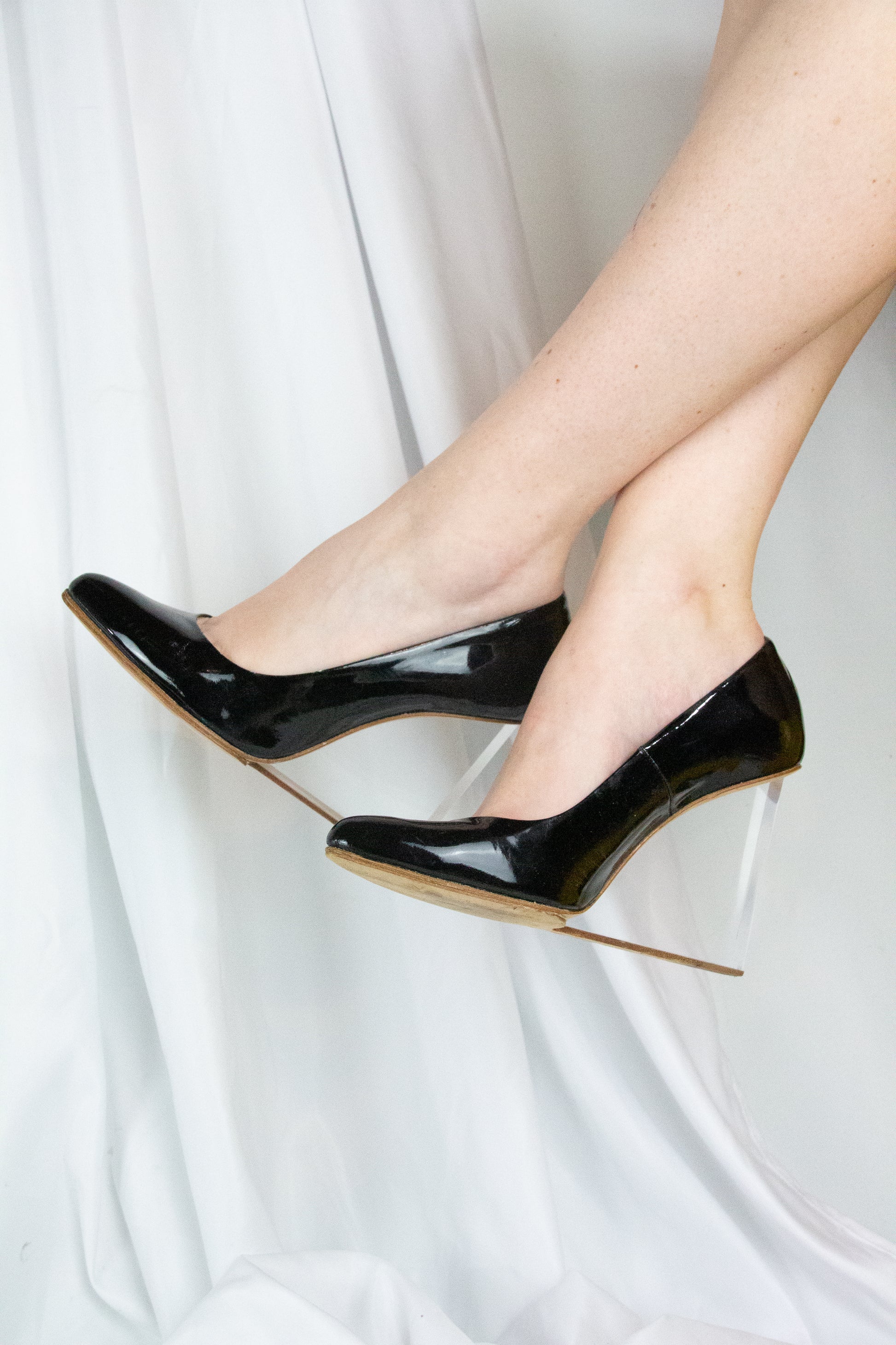 Patent pump with transparent wedge