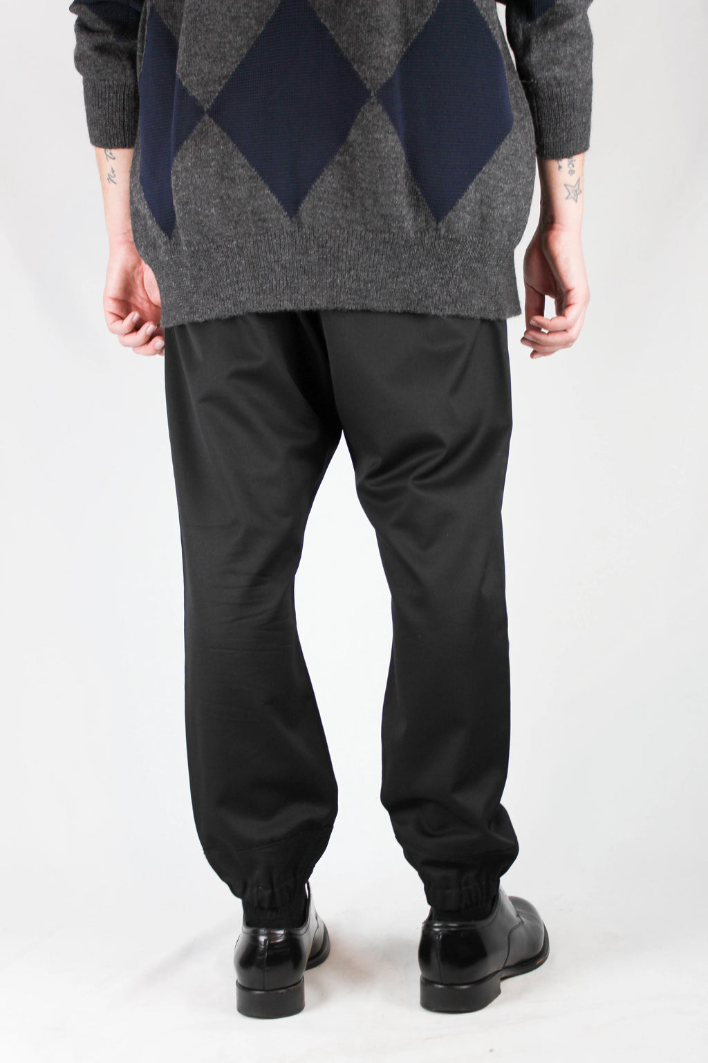 Black Jogger Trousers with Elastic Waist and Cuffs FW2007