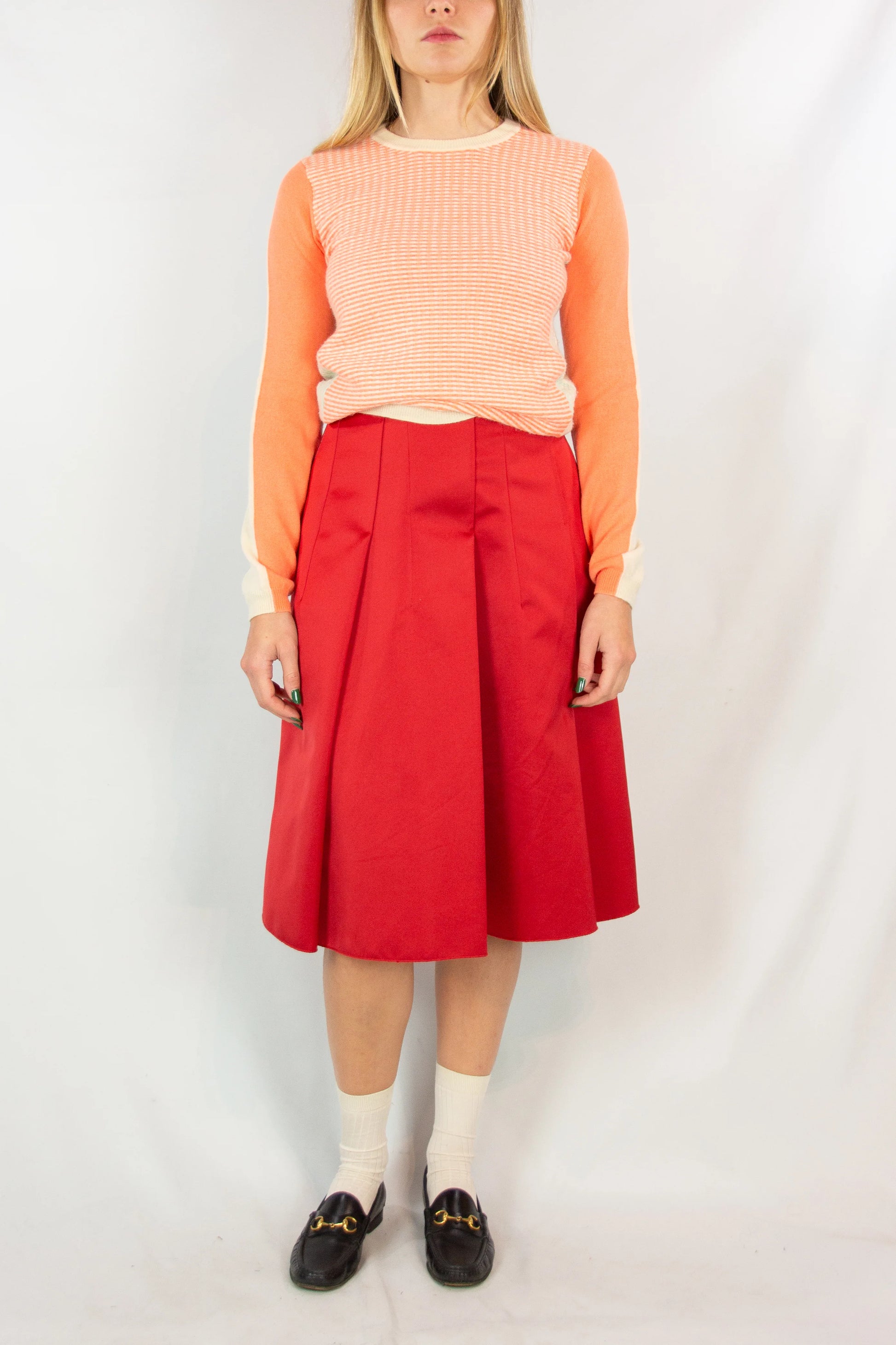 Red satin pleated midi skirt FW2019