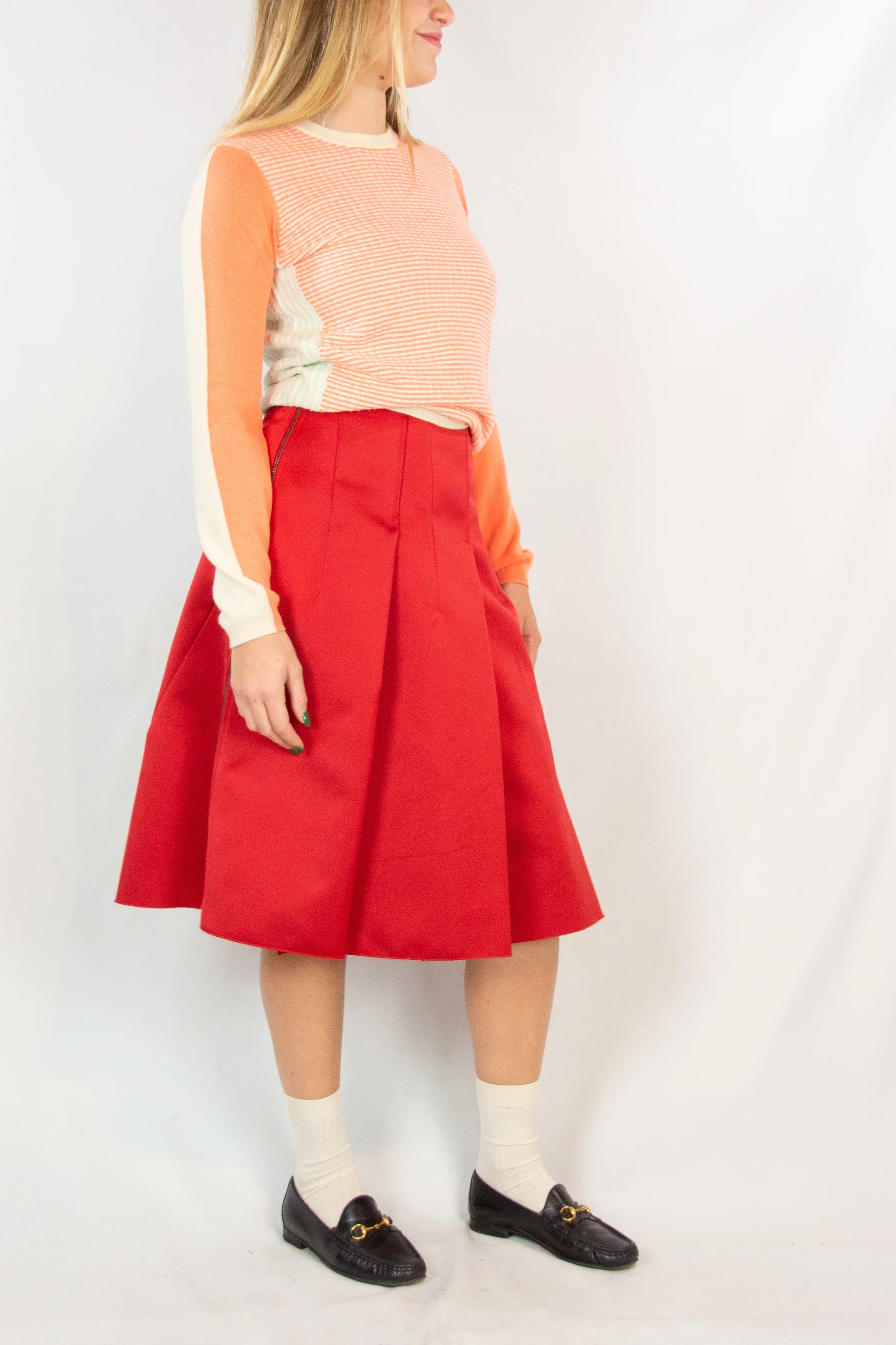 Red satin pleated midi skirt FW2019
