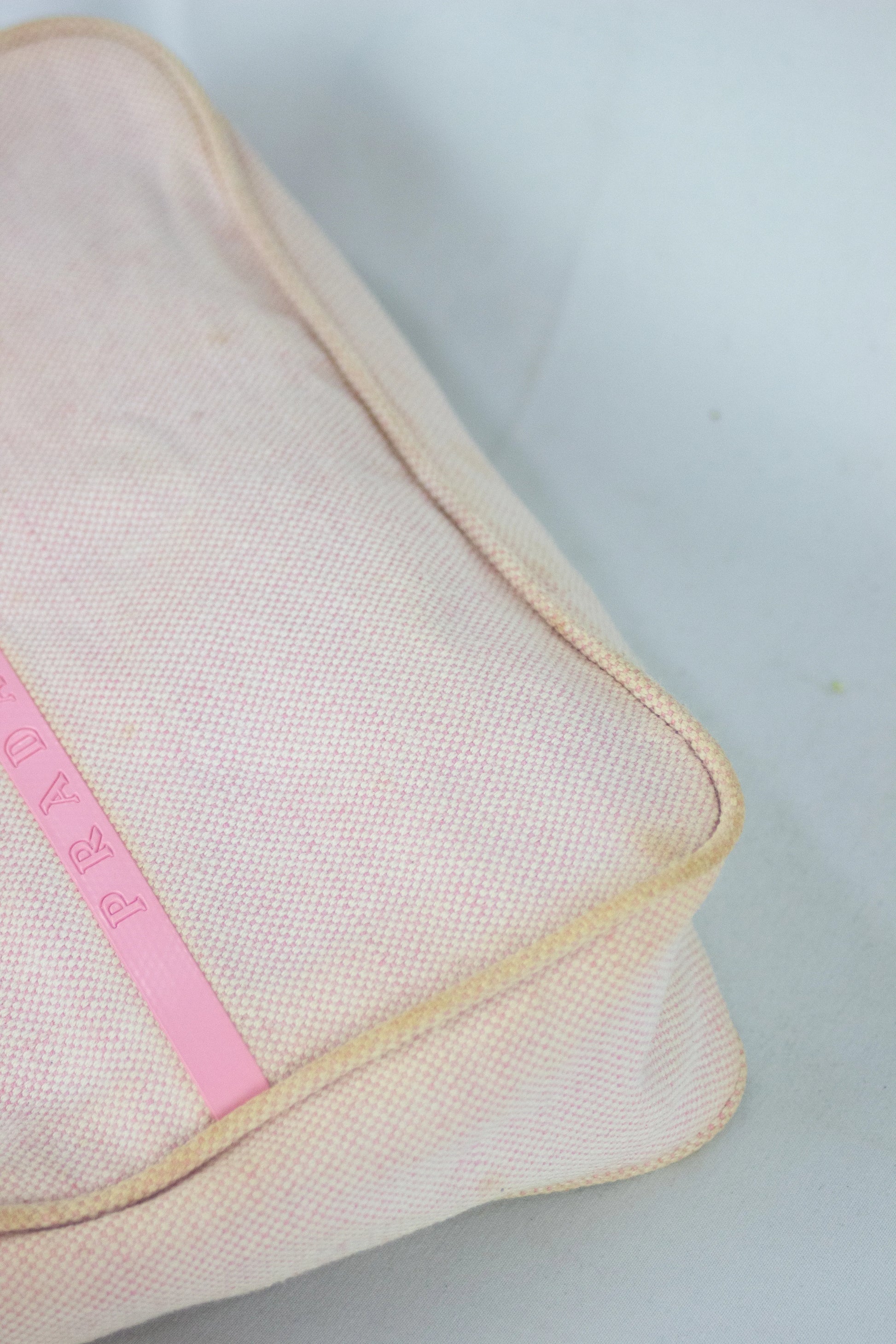 Pink canvas shoulder bag SS1999