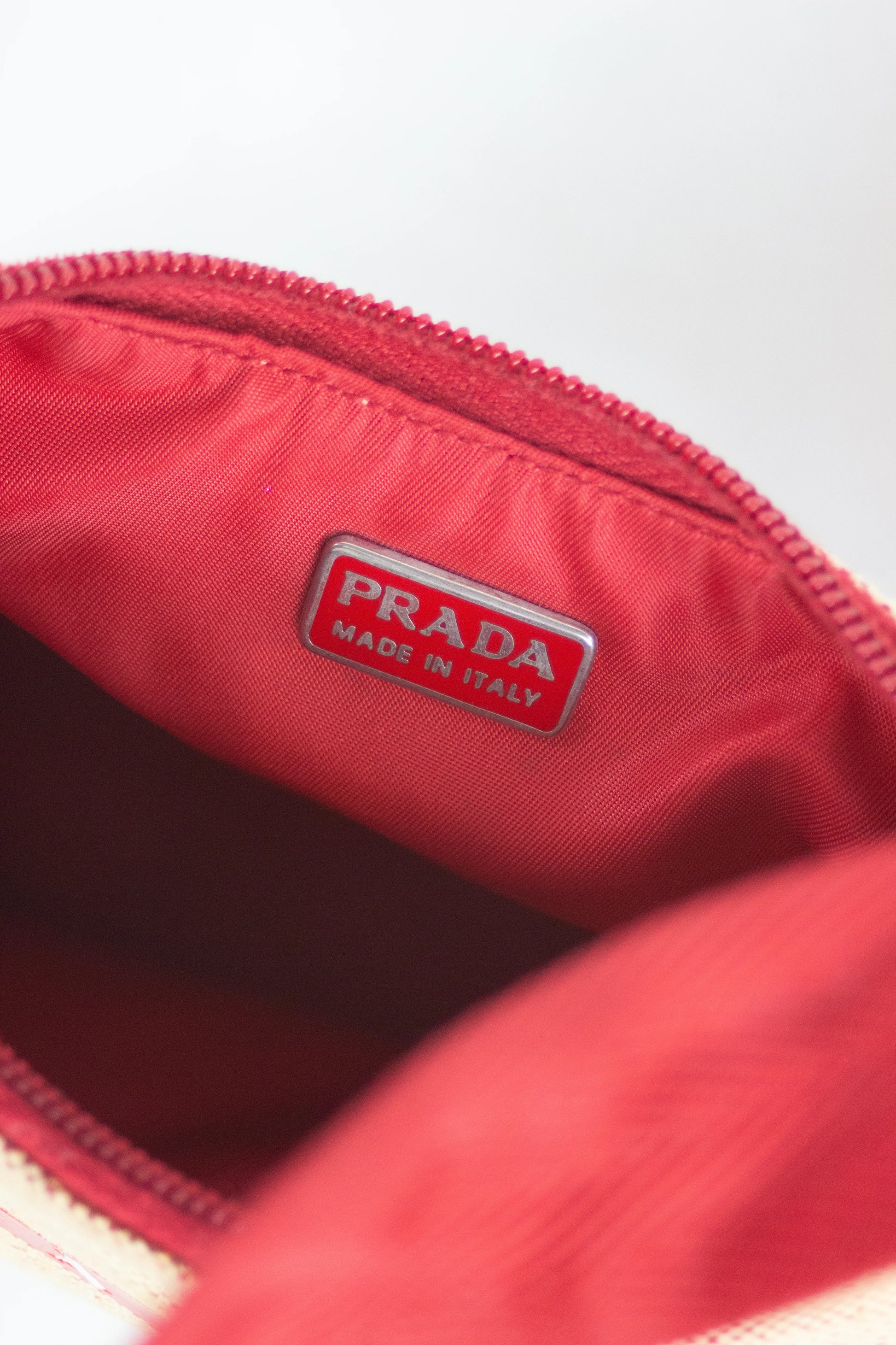 Red shoulder bag SS1999
