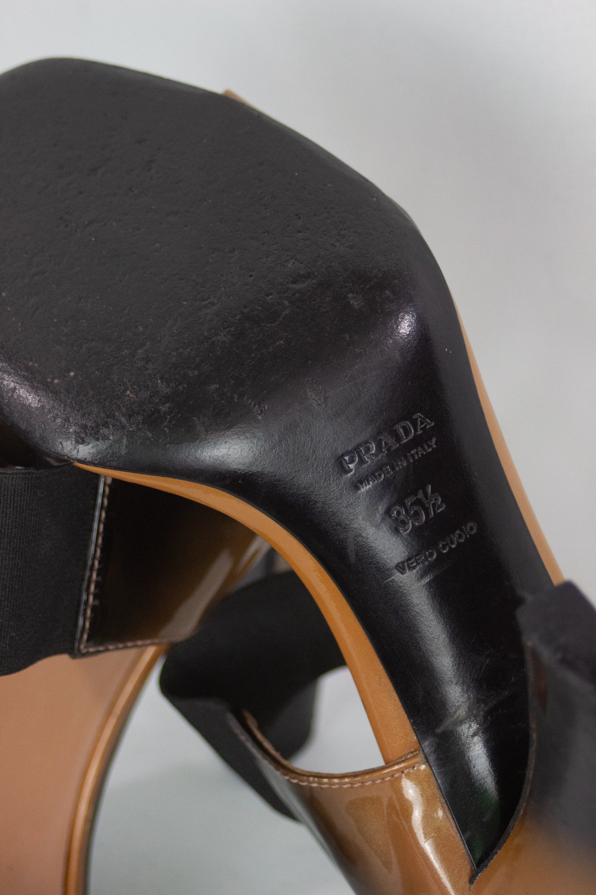 Patent ombre sandals FW2007