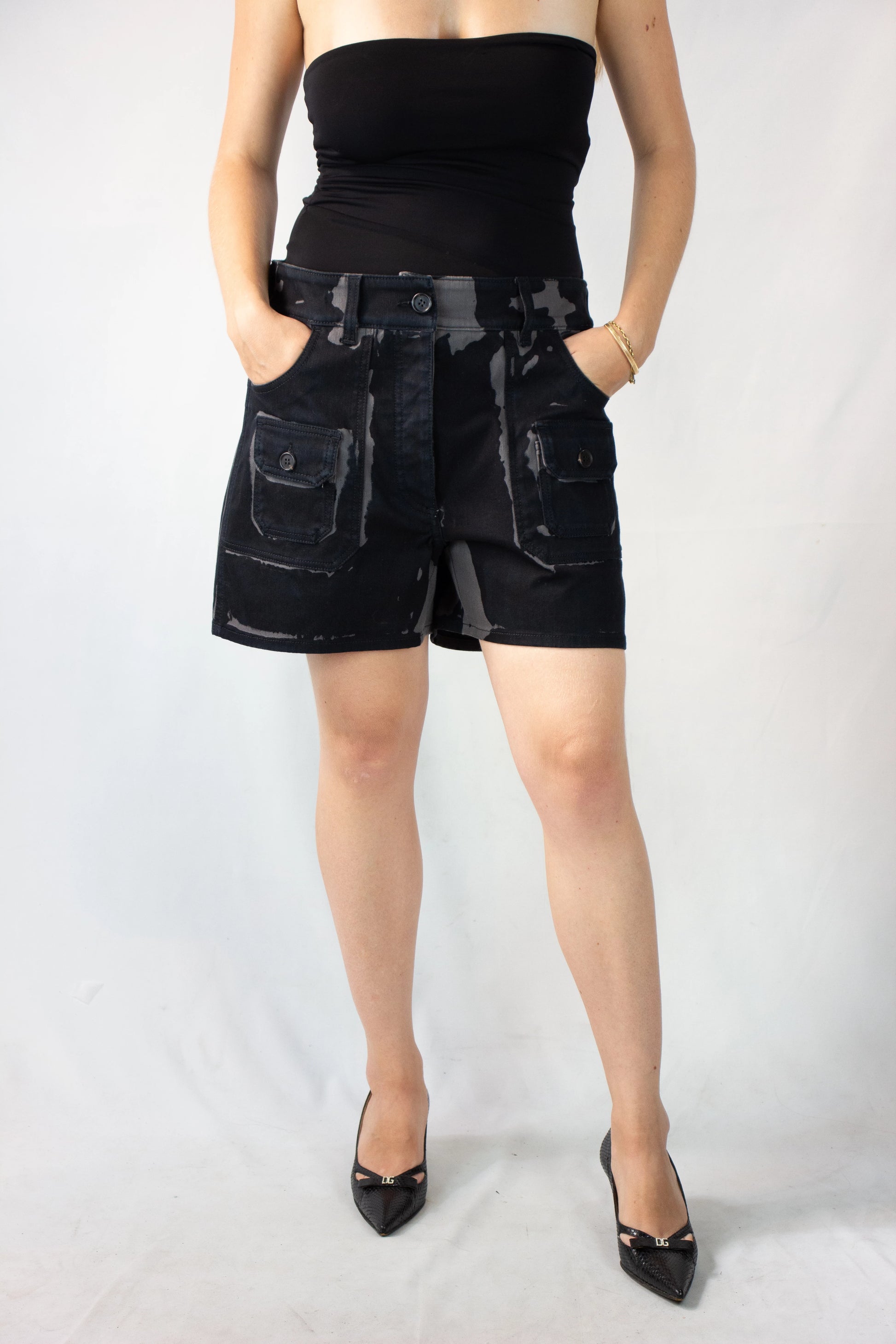 Black Shorts with Grey Print SS2018