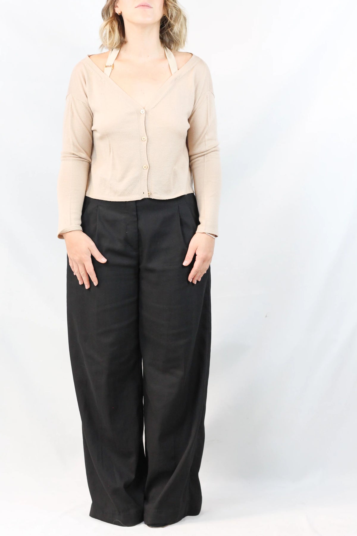 Cashmere Cardigan with Silk Neck Ribbon