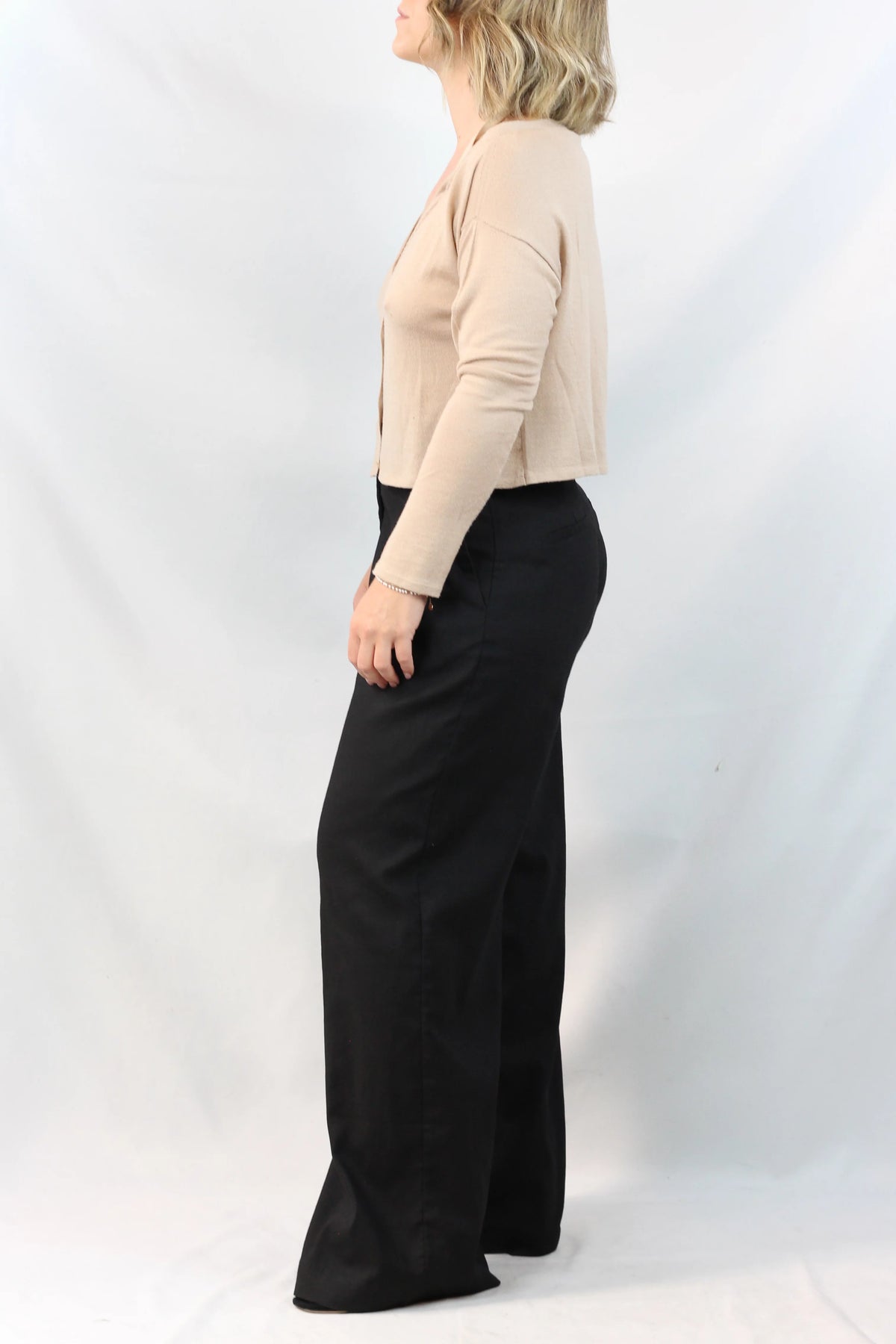 Cashmere Cardigan with Silk Neck Ribbon