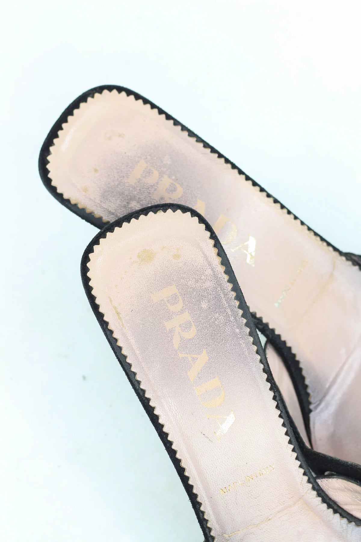 Kitten Heel Mule Grommet Bow Pointed Toe