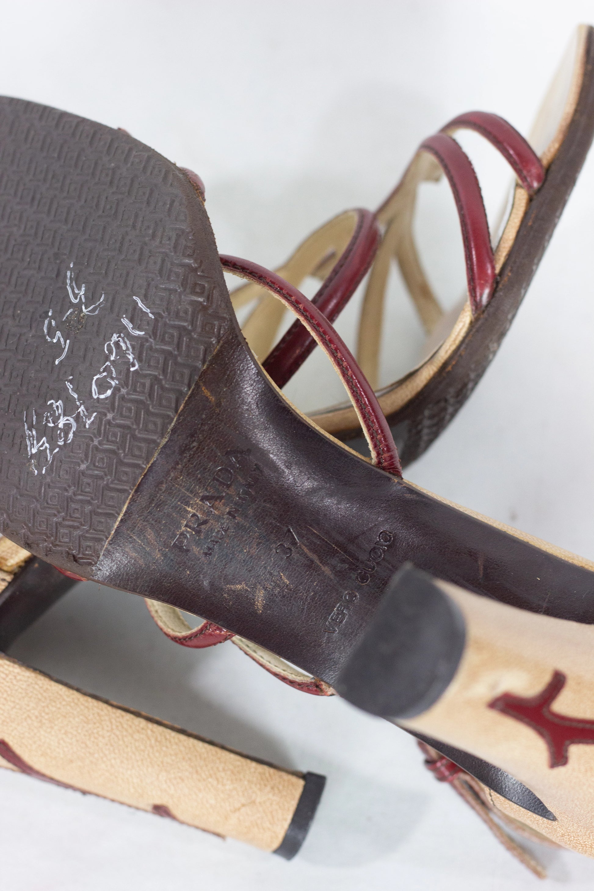 Cream Leather Sandals with Red Vine Decor SS1997