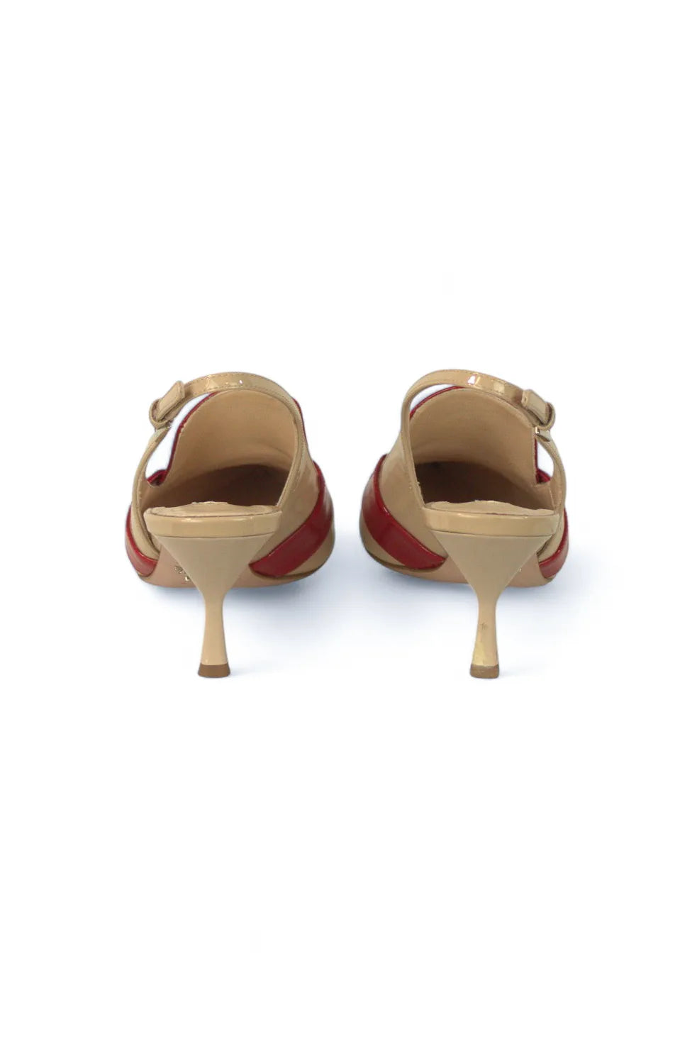 Cream patent pointed slingback