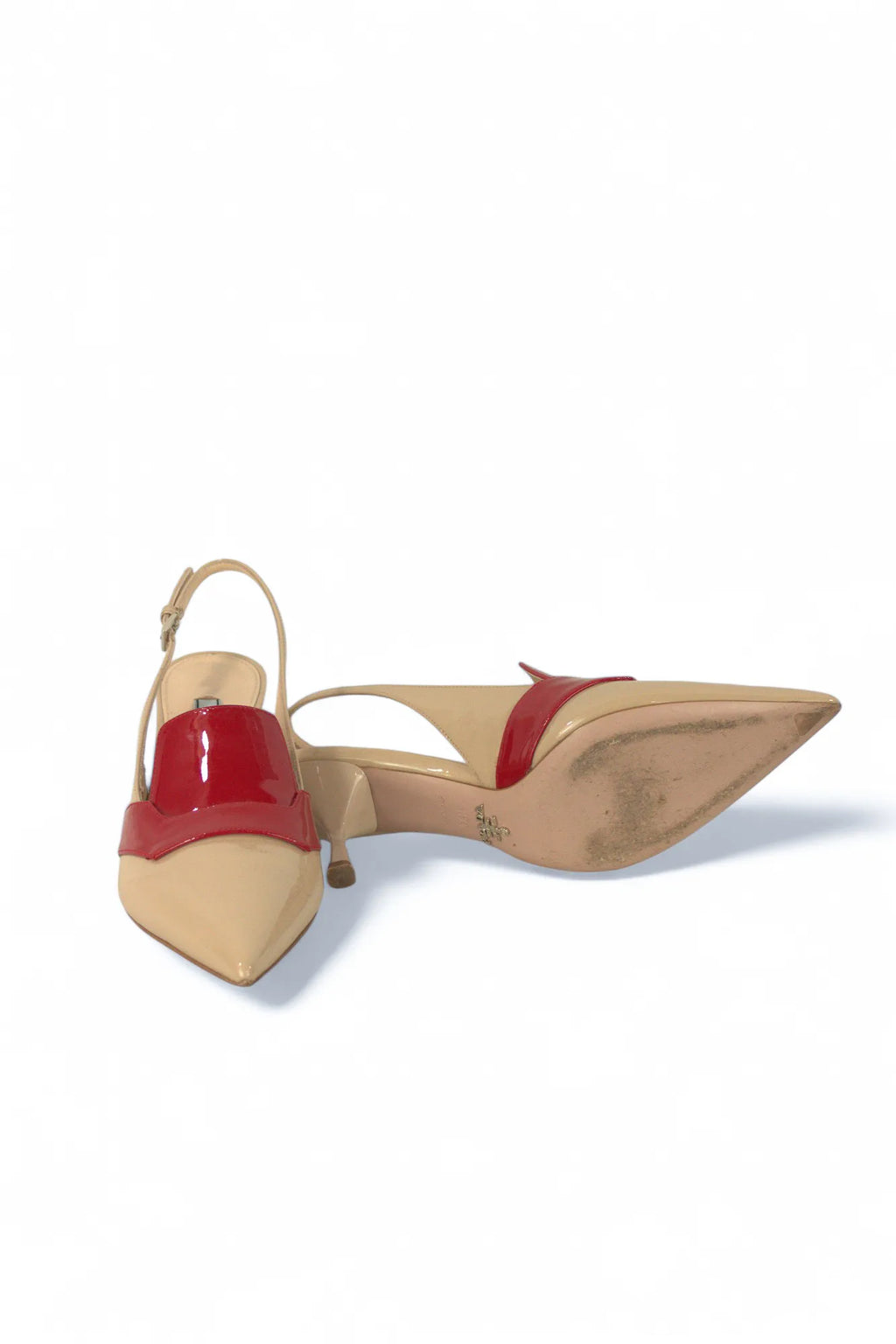 Cream patent pointed slingback
