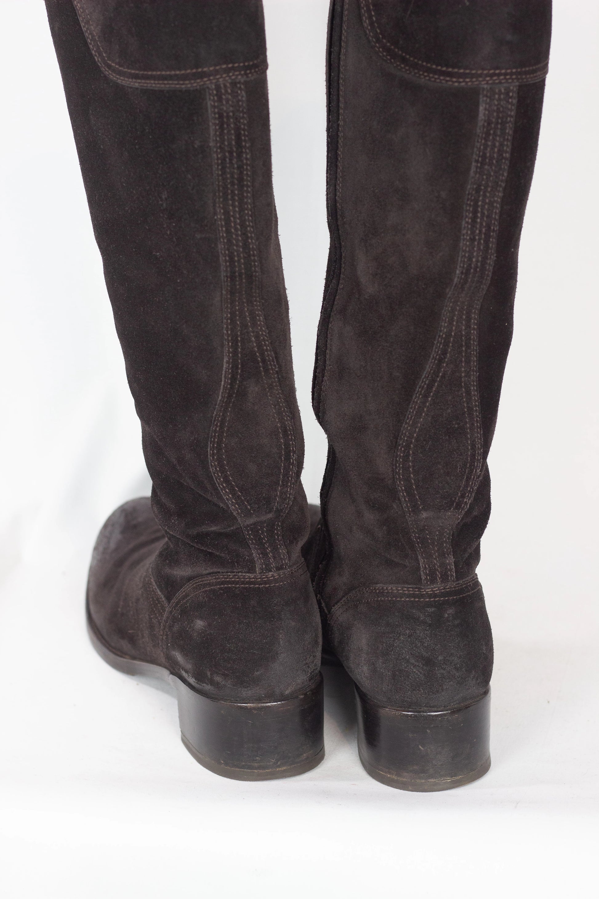 Brown Suede Boots with Distressed Finish