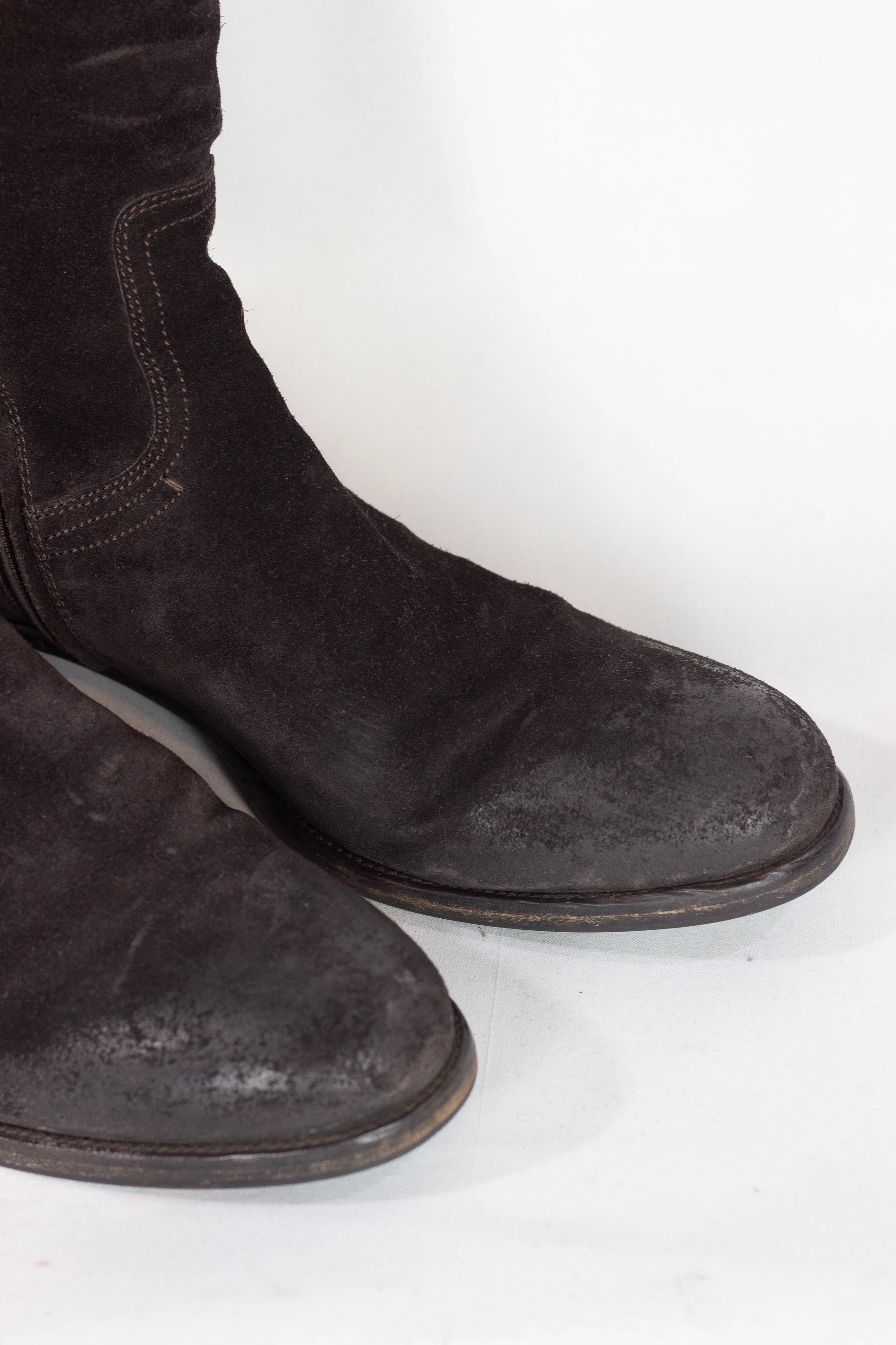 Brown Suede Boots with Distressed Finish