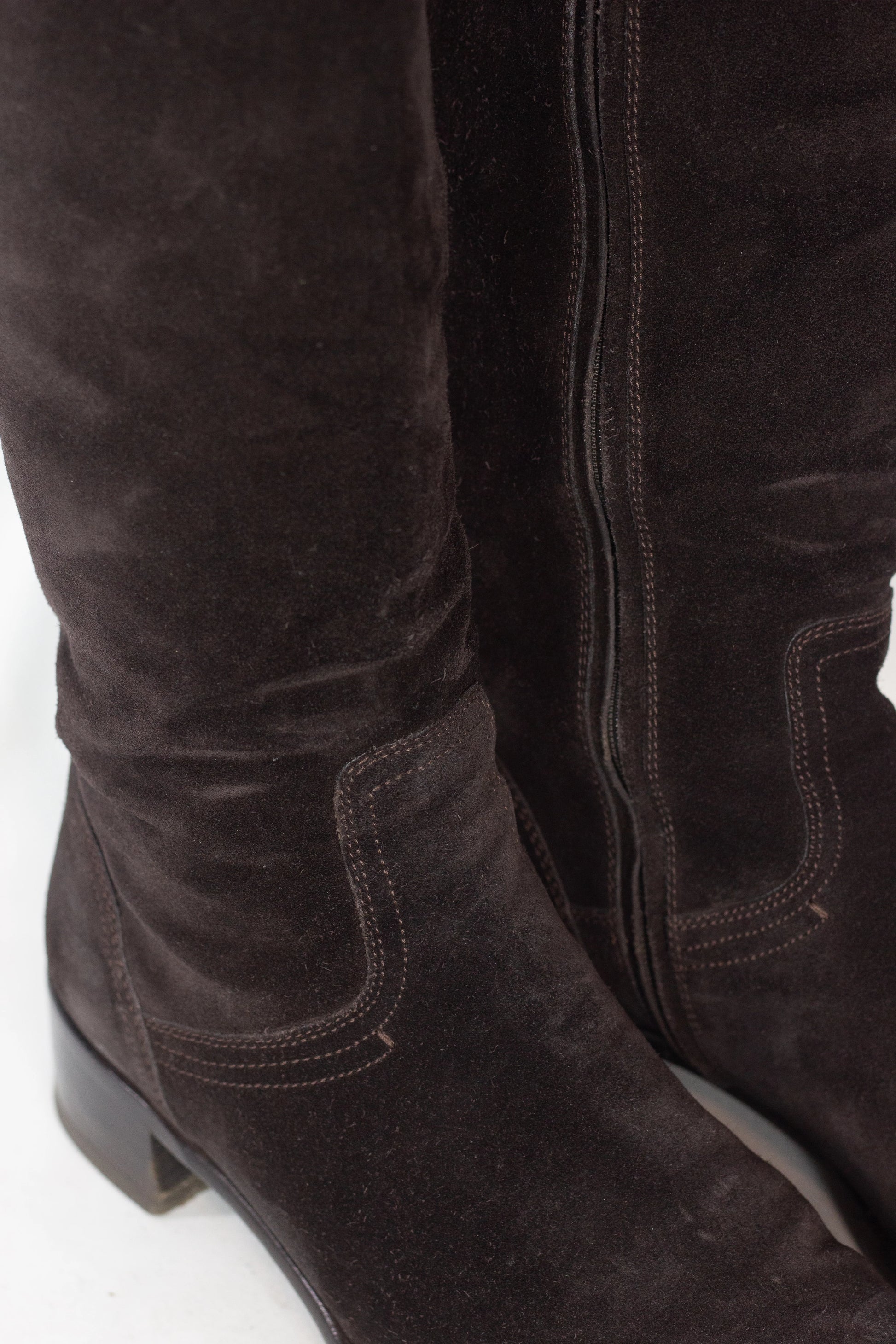 Brown Suede Boots with Distressed Finish