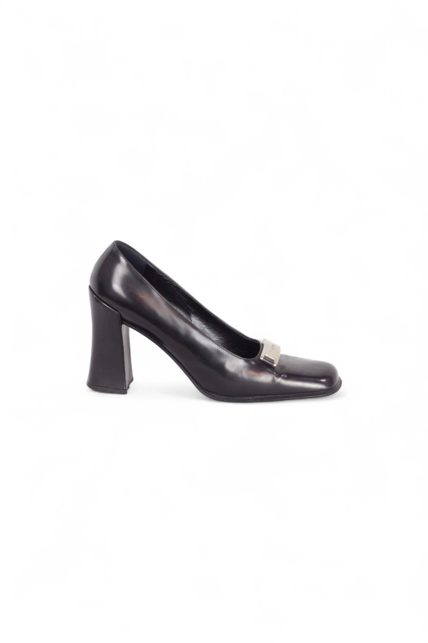 Spazzolato Leather Pumps with Square Toe
