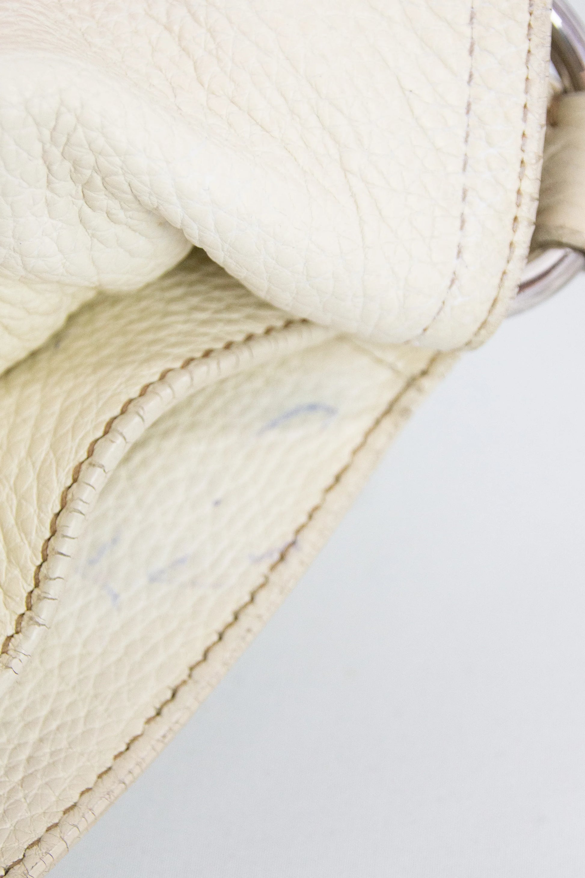 White textured shoulder bag