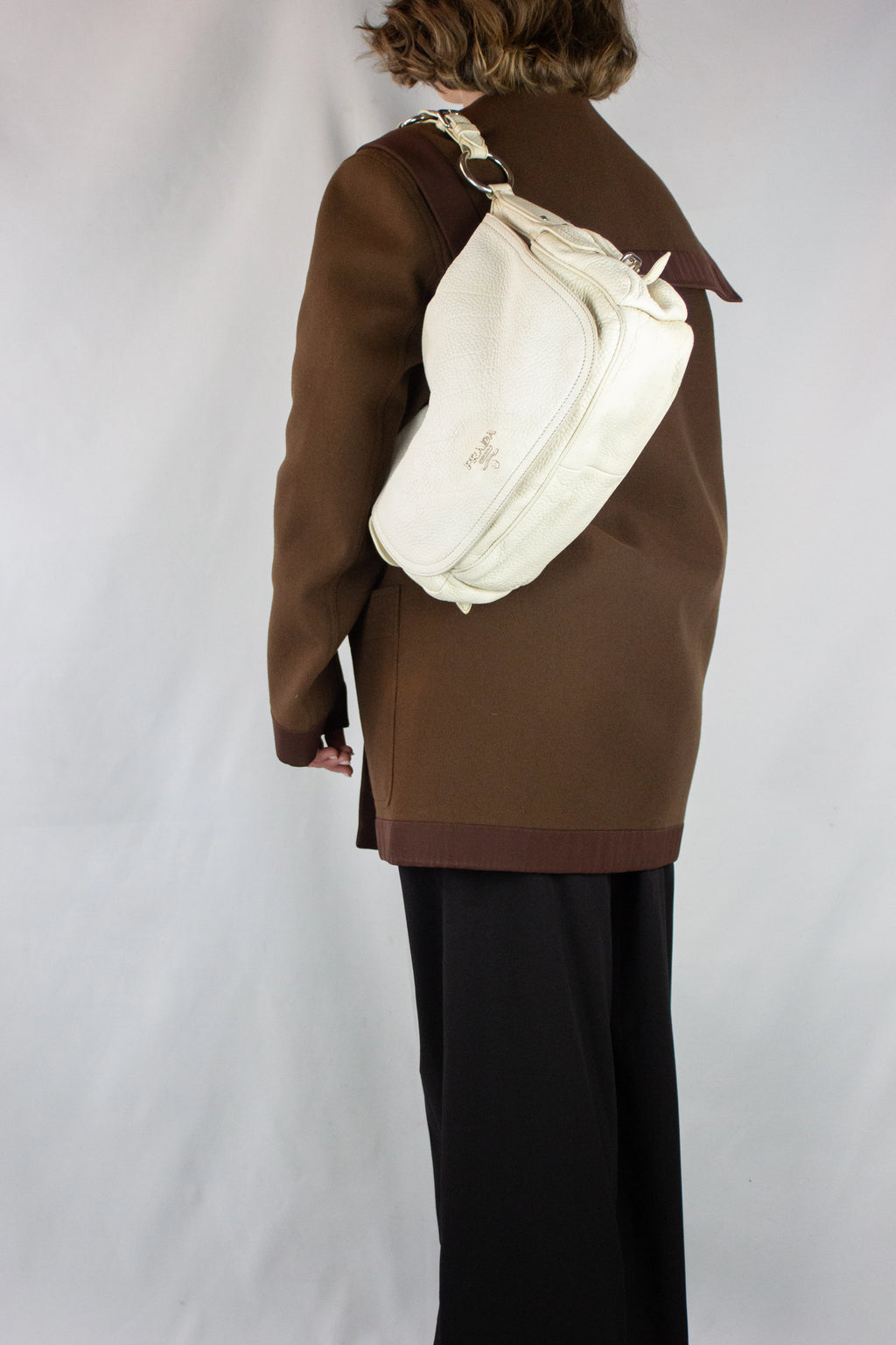 White textured shoulder bag