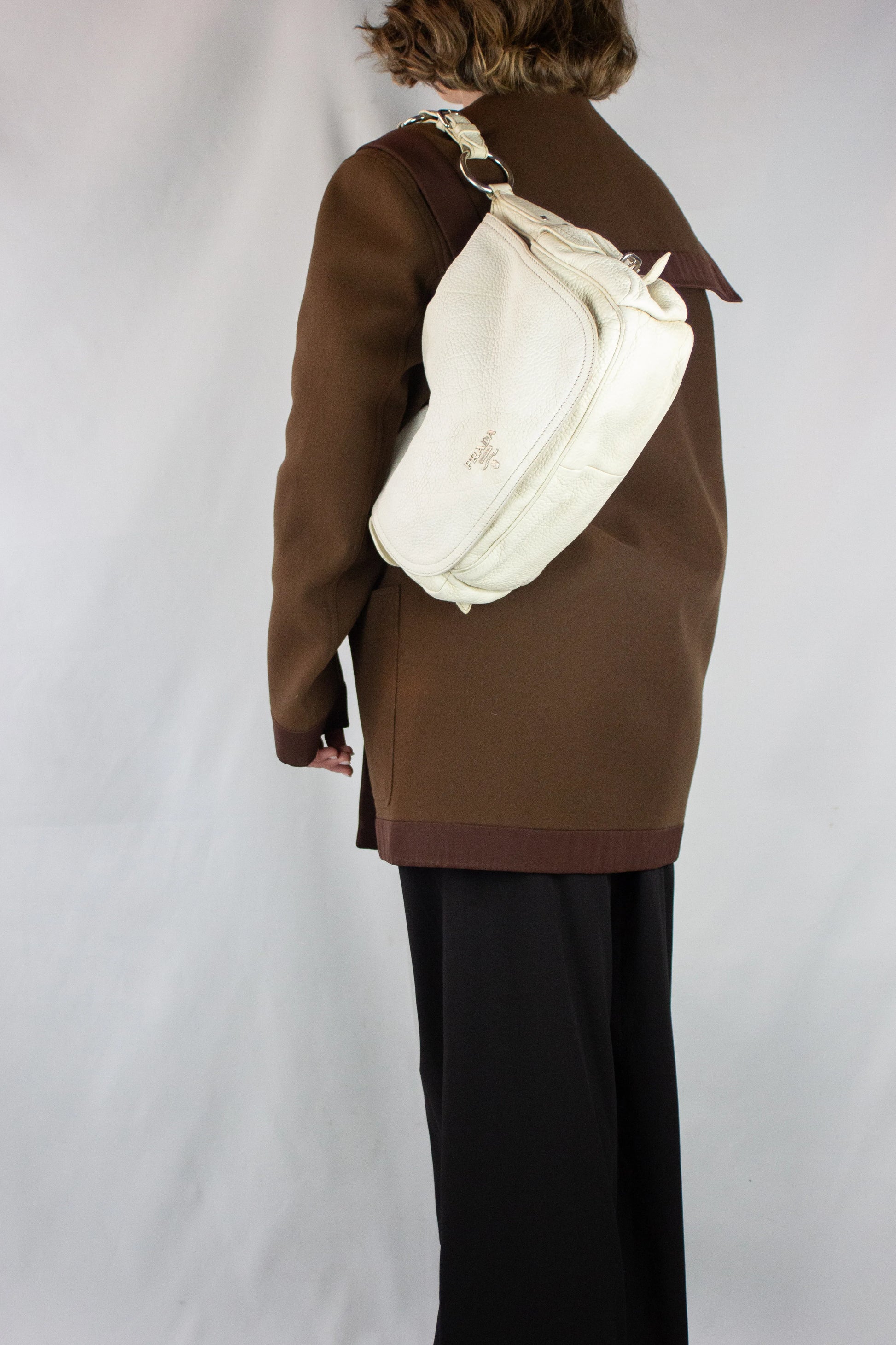 White textured shoulder bag