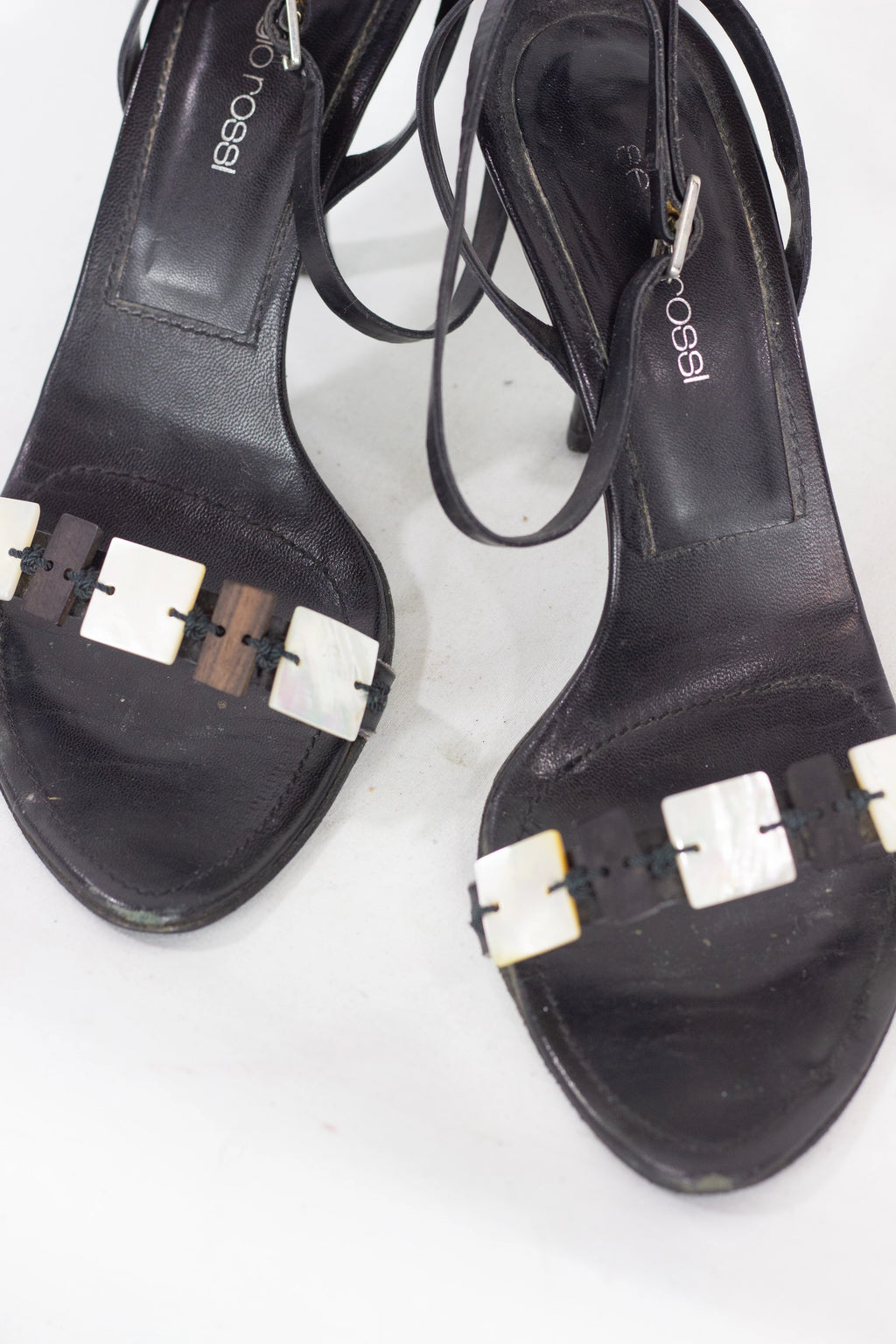 Black Sandals with Shell and Wood Square Embellishments