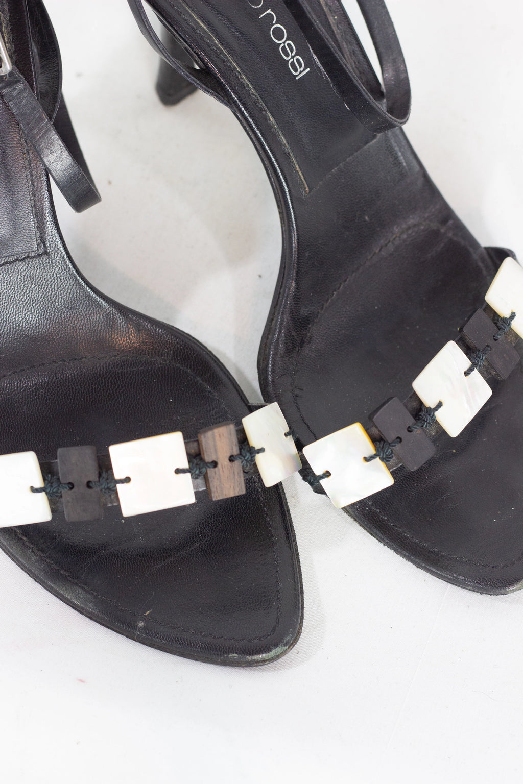 Black Sandals with Shell and Wood Square Embellishments