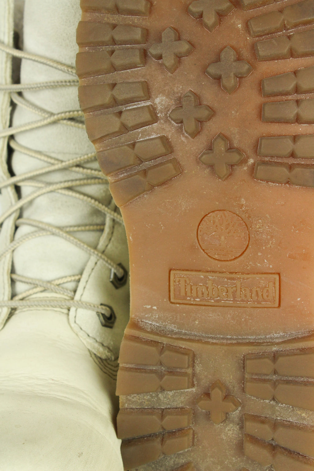 Cream Boots with Mouton lining