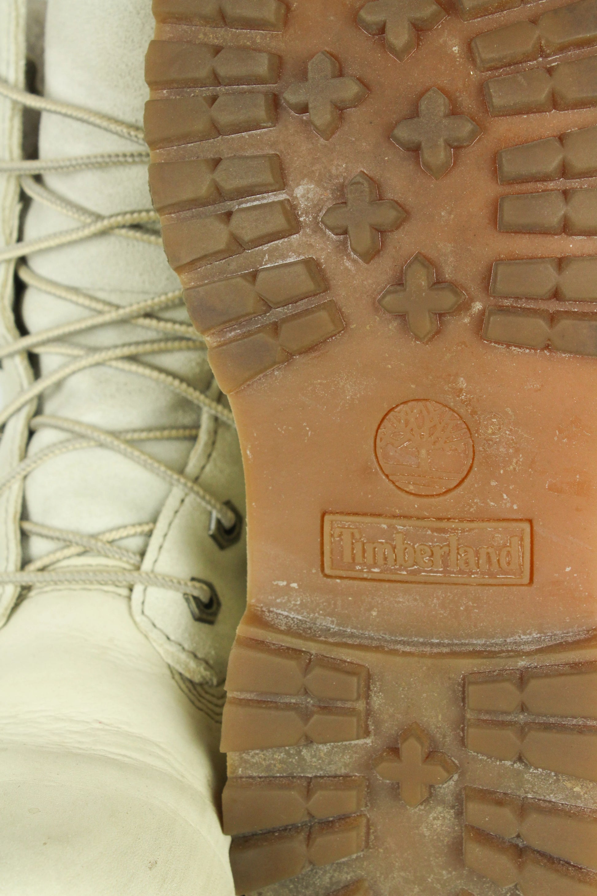 Cream Boots with Mouton lining