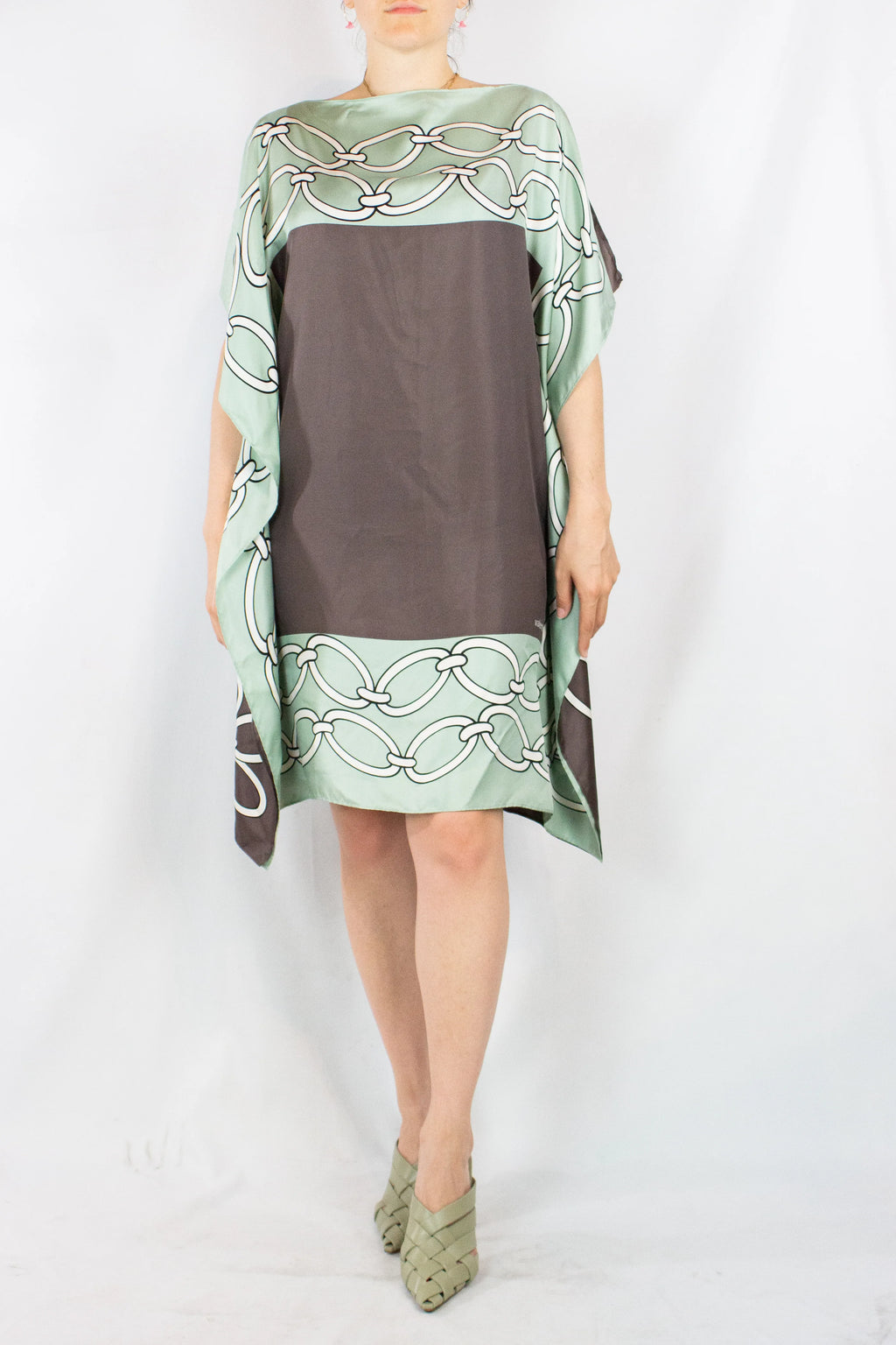 Chain 1967 scarf dress Resort2023