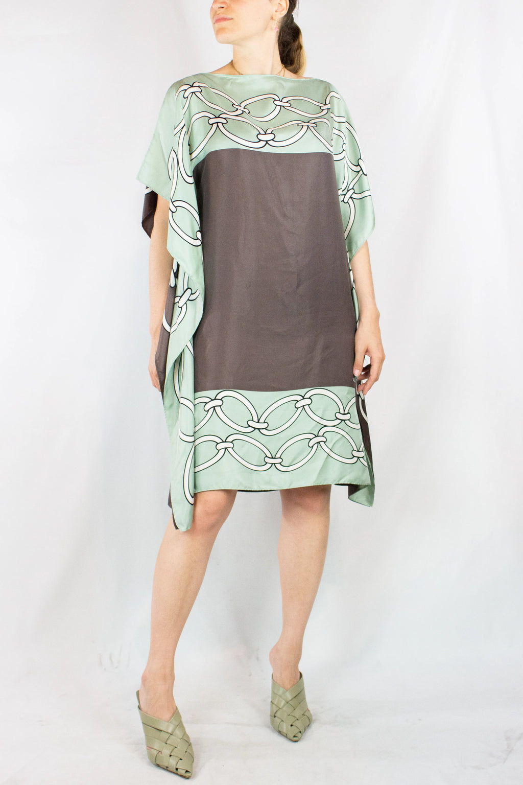 Chain 1967 scarf dress Resort2023