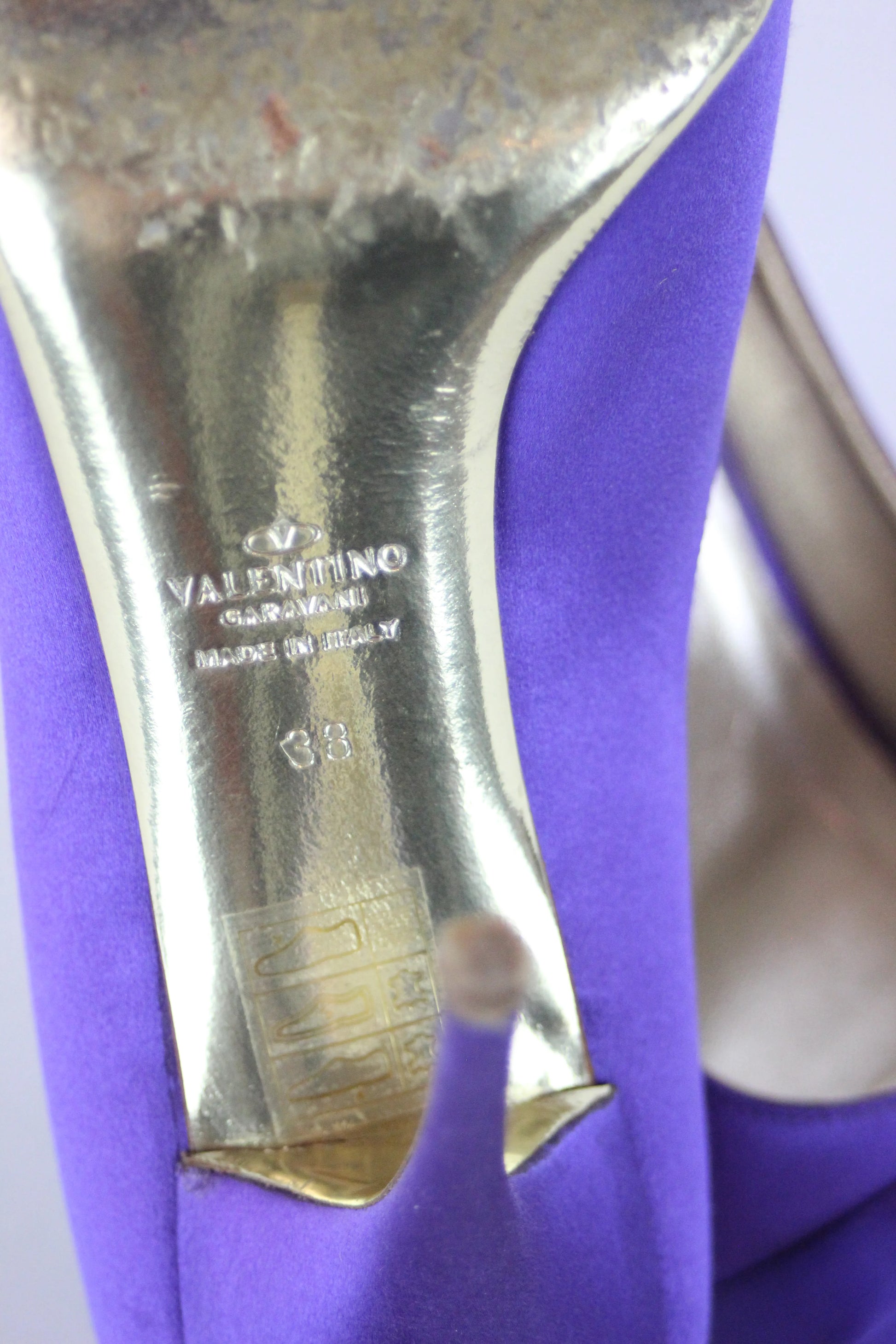 Vintage purple open toe pumps