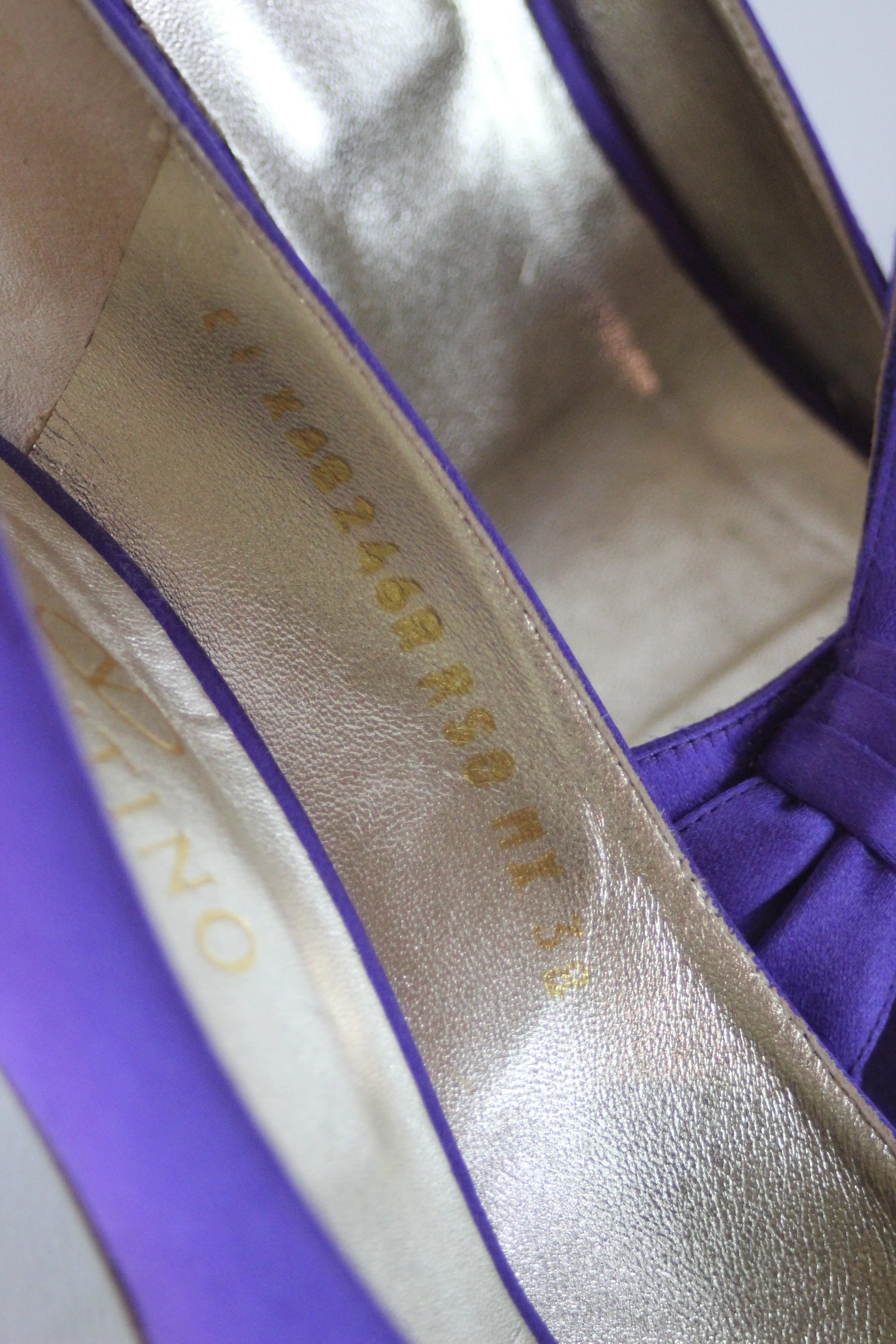 Vintage purple open toe pumps