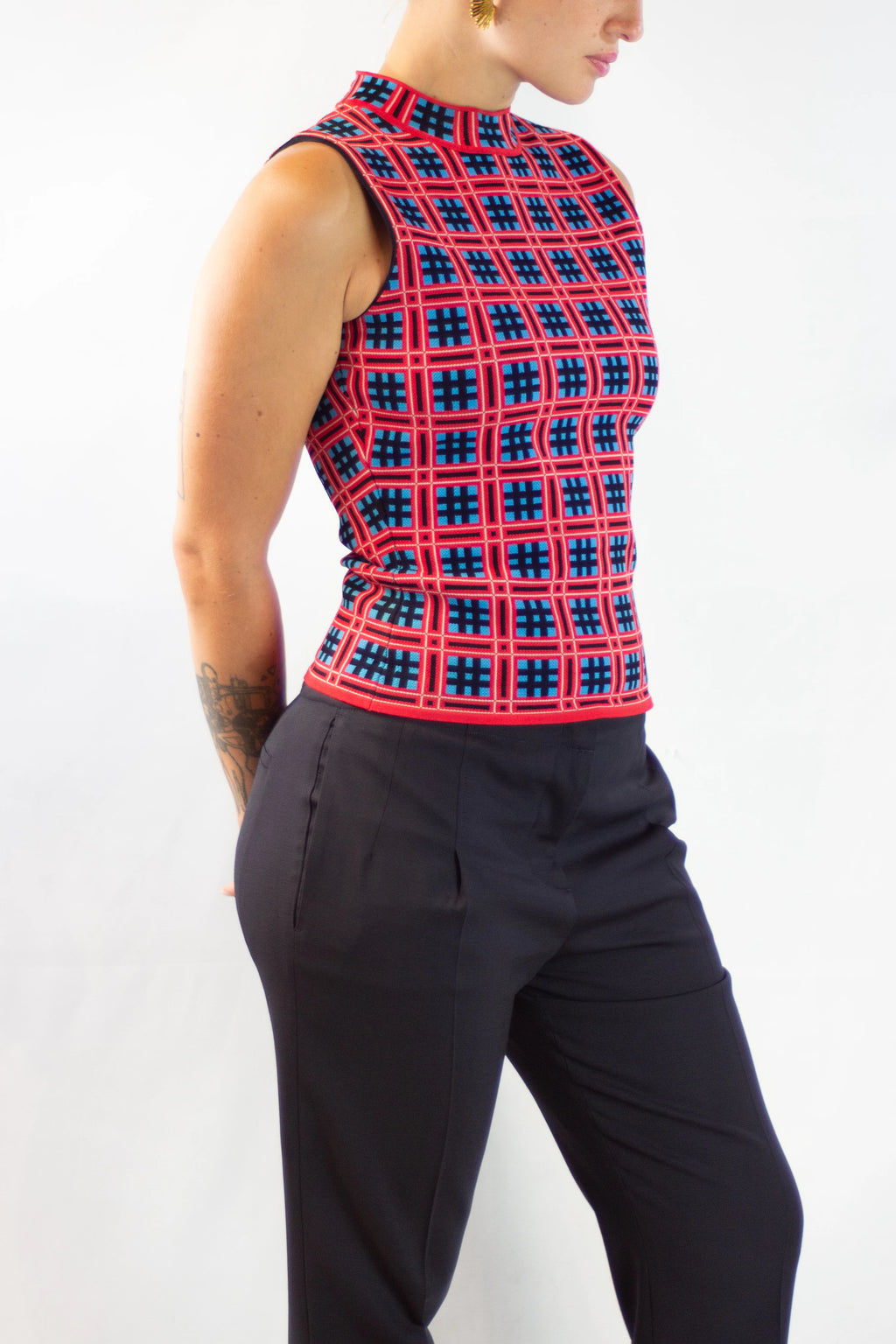 Sleeveless Top with Red and Blue Check Pattern SS2019