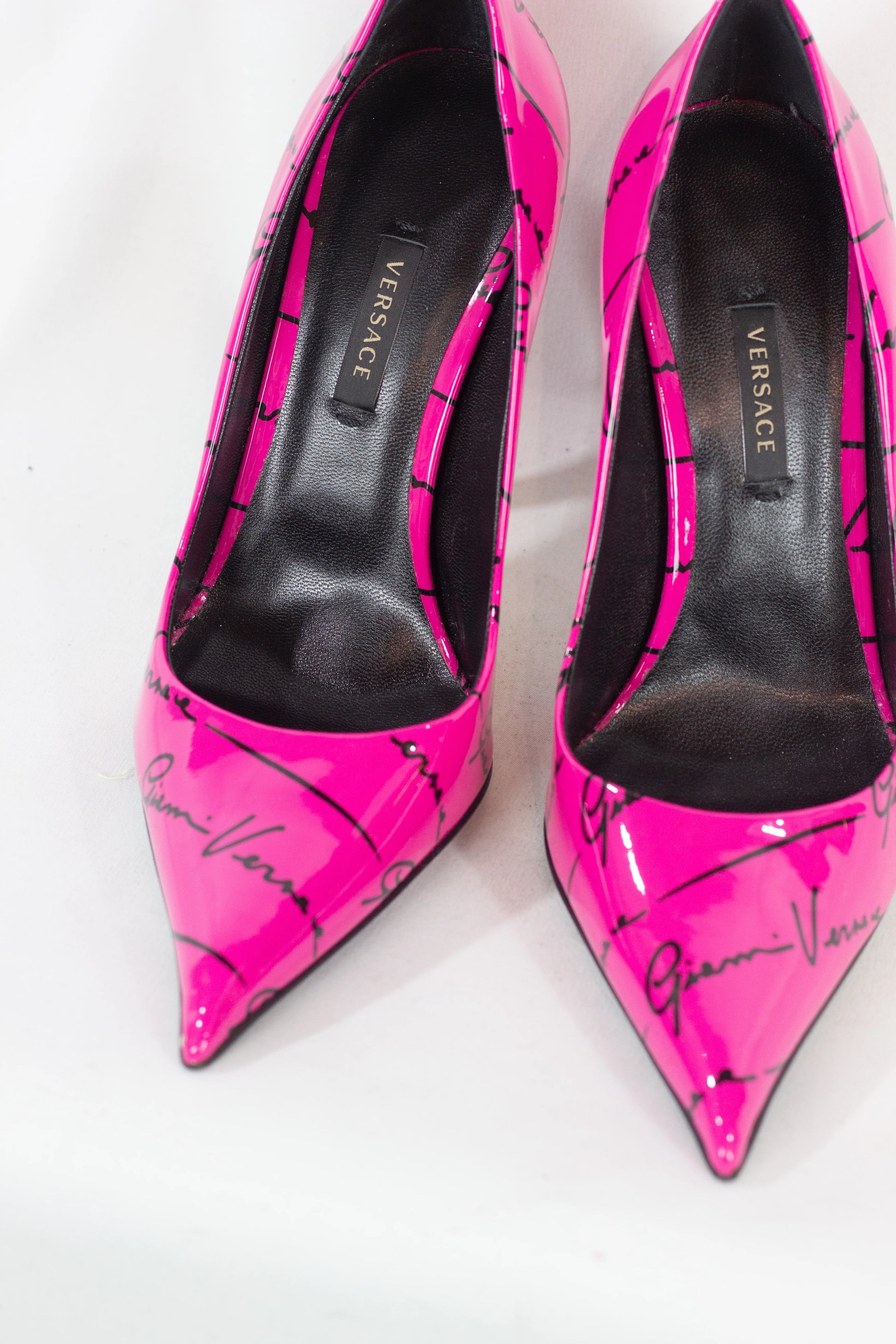 Fuchsia Patent Pumps with Gianni Versace Signature Print