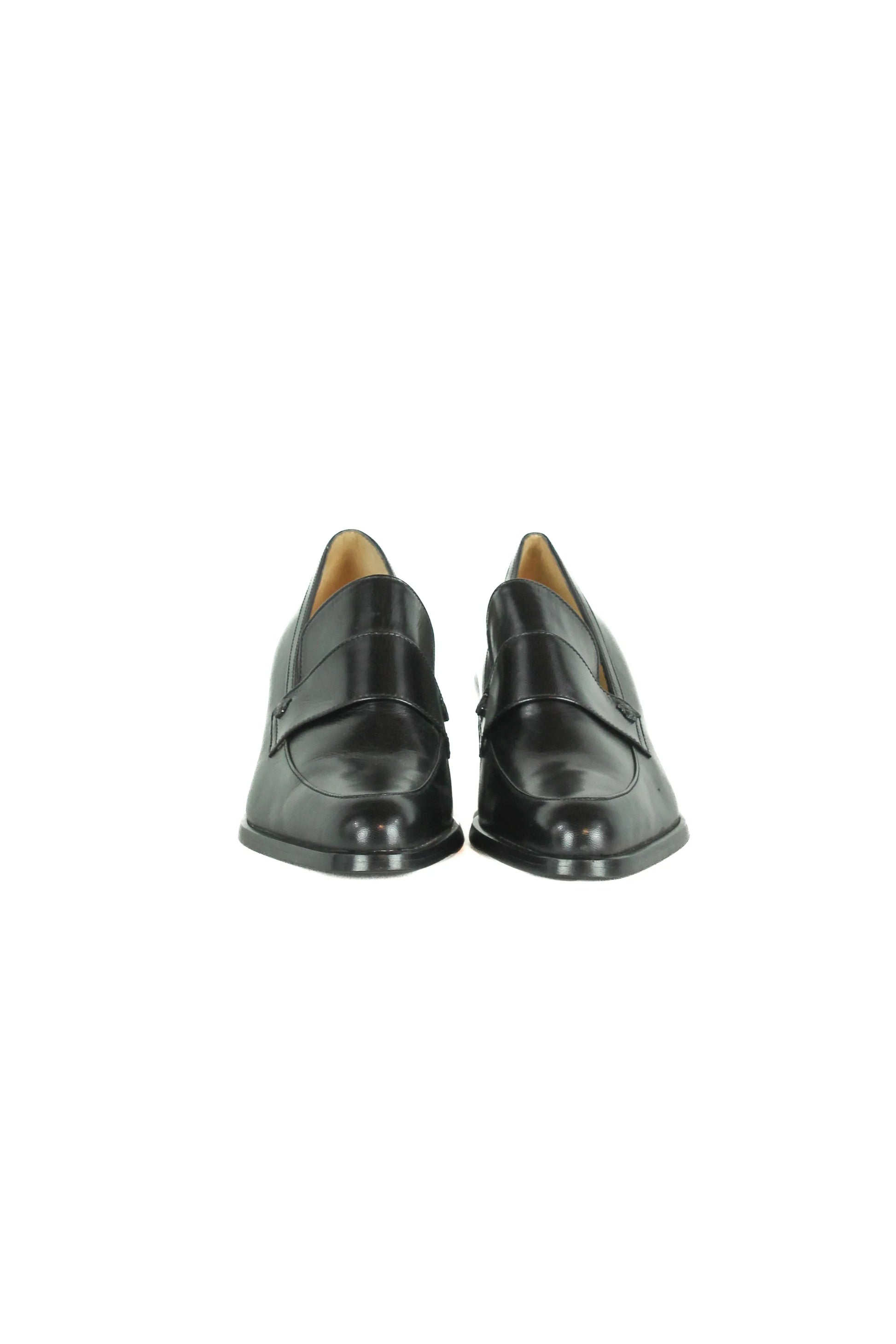 Vintage black loafers