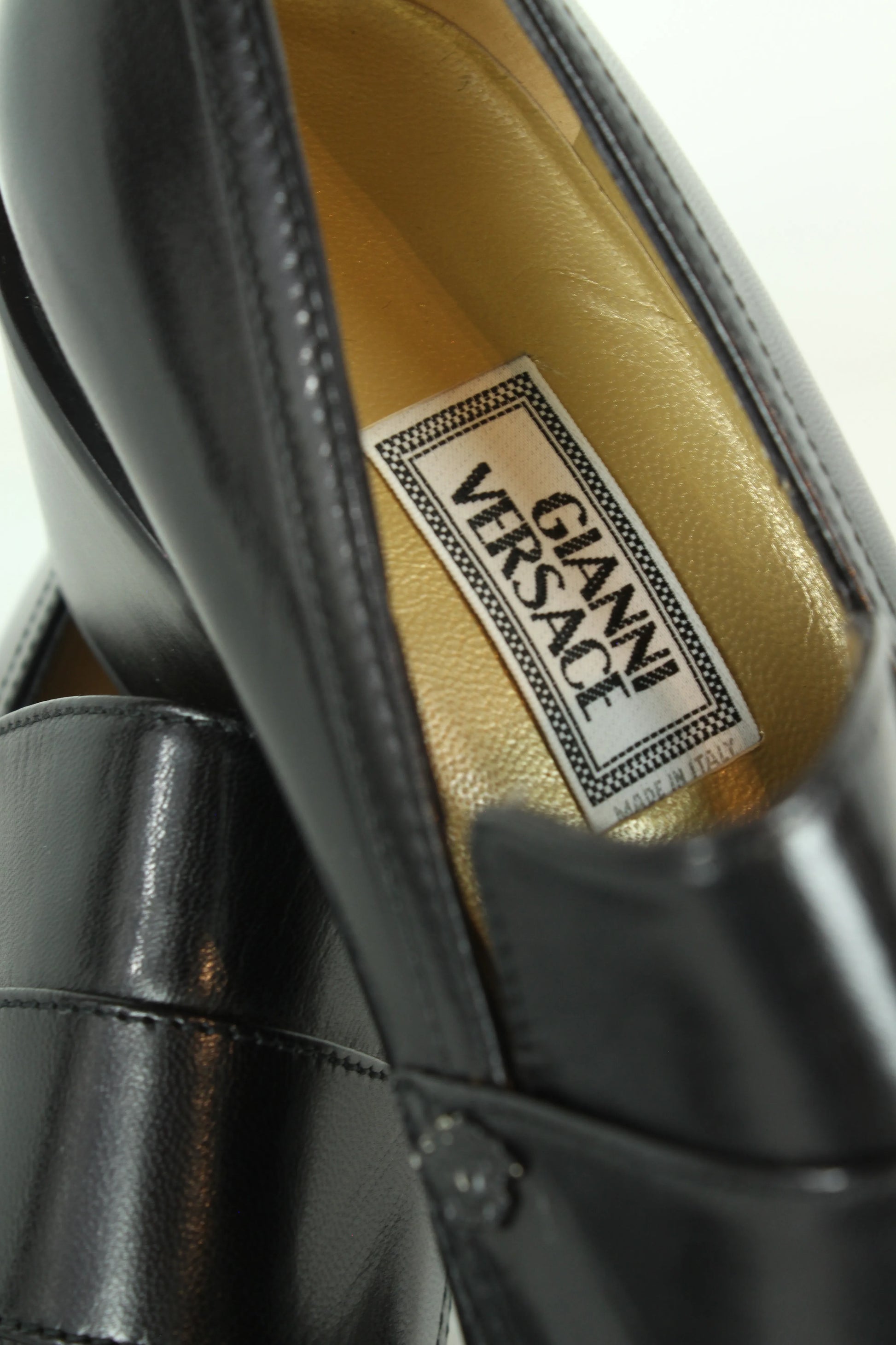 Vintage black loafers