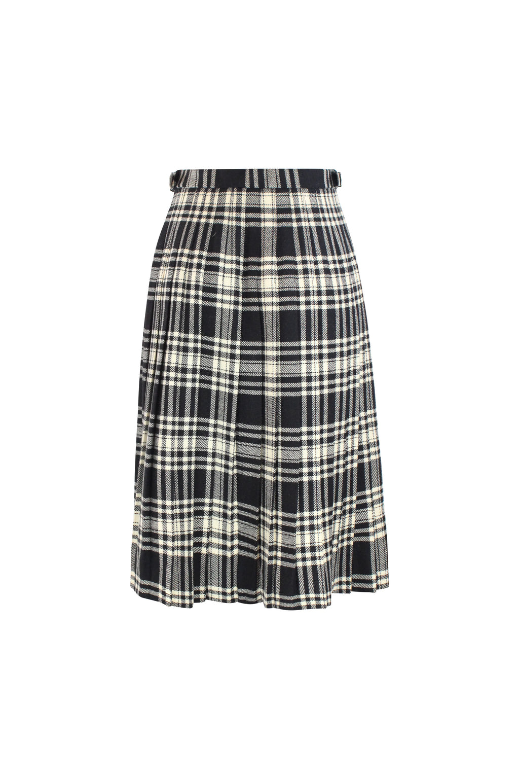 Black and white kilt