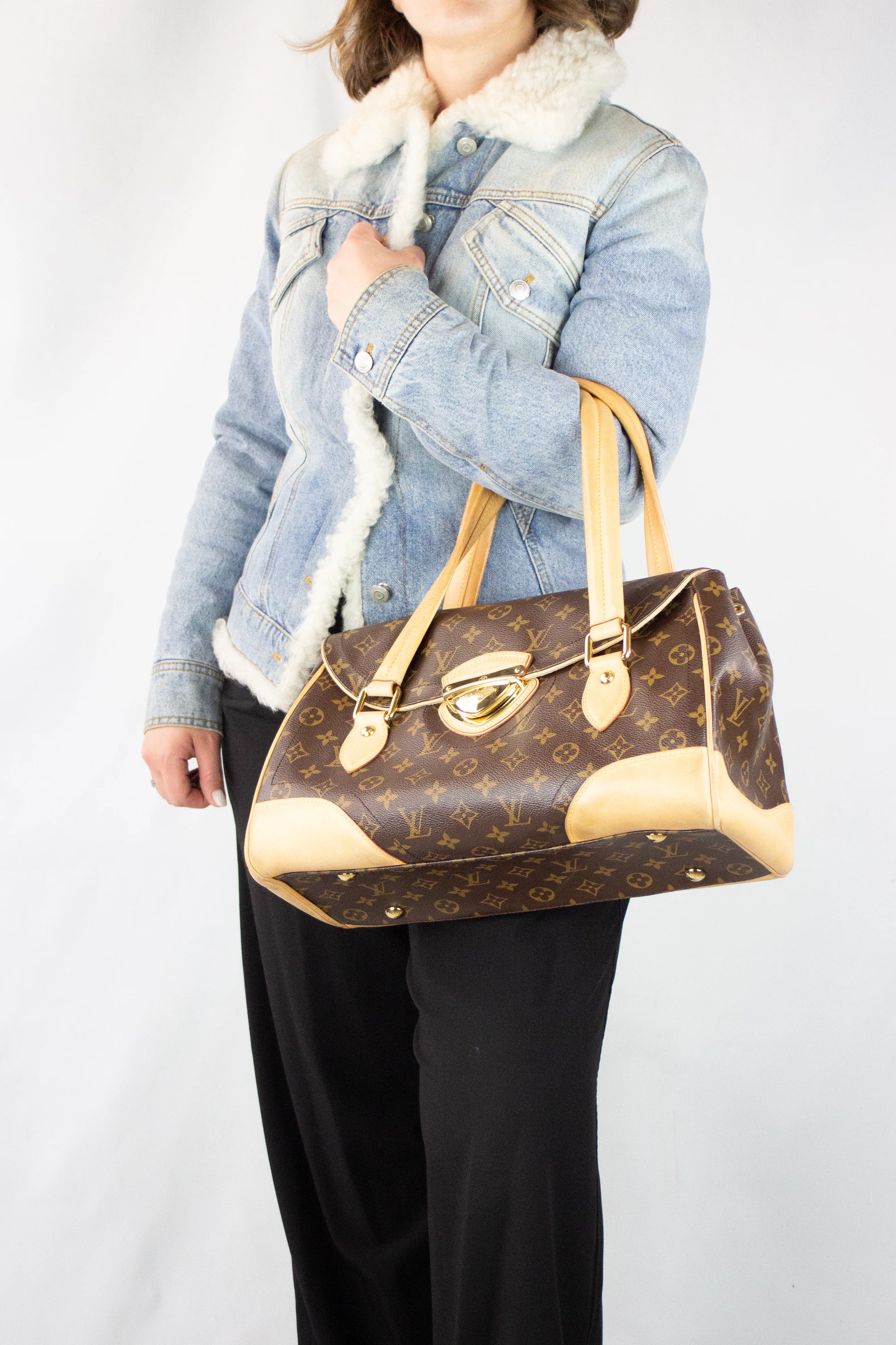 Beverly monogram GM