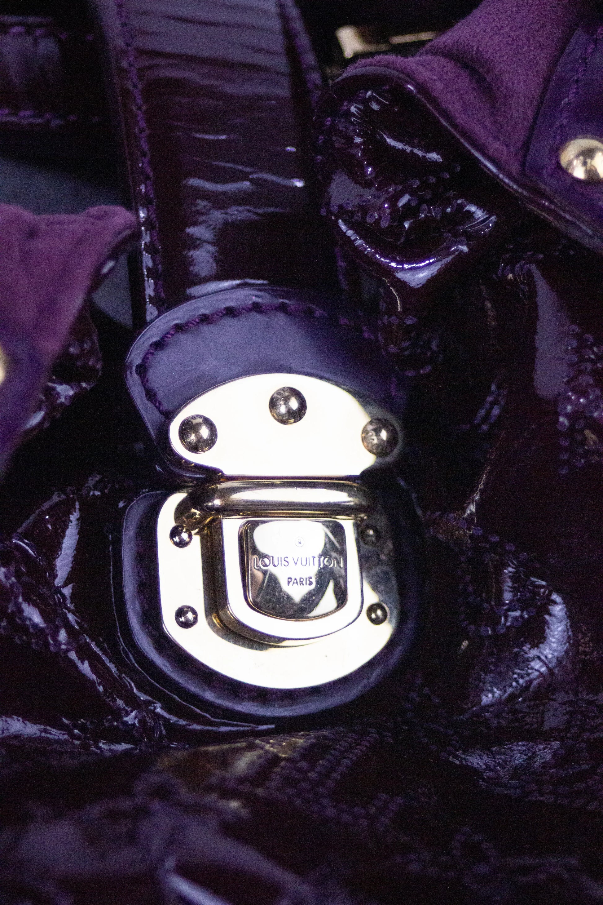 Patent leather Mahina